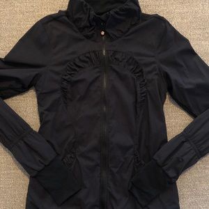 Lululemon size 8 jacket